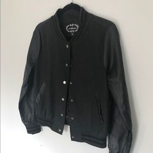Ambiance Varsity Jacket w Faux Leather Sleeves L
